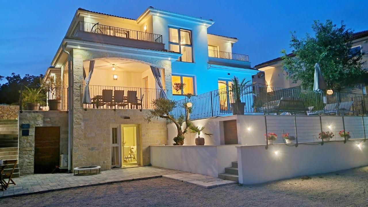 Luxury Apartment Viktorija With Private Pool Čižići Bagian luar foto